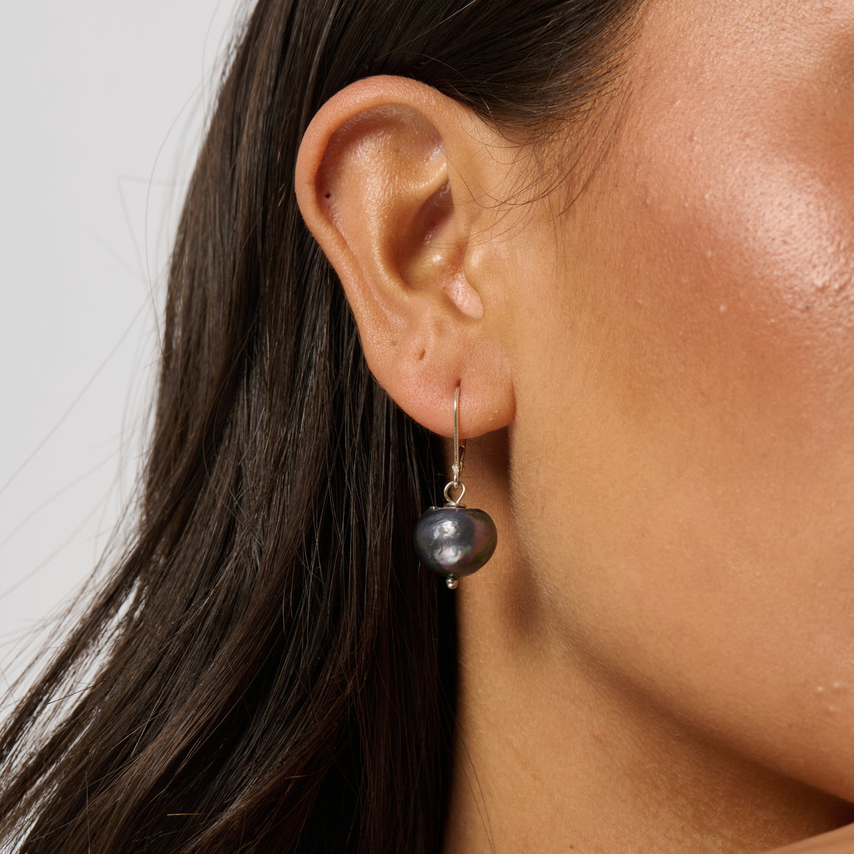 Dune Pearl Drop Earrings