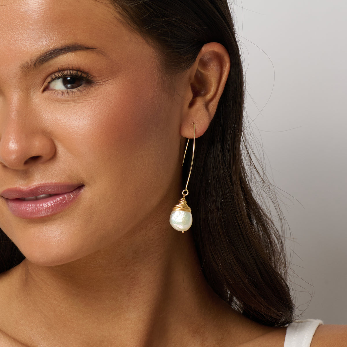 Isla Keshi Pearl Threader Earrings