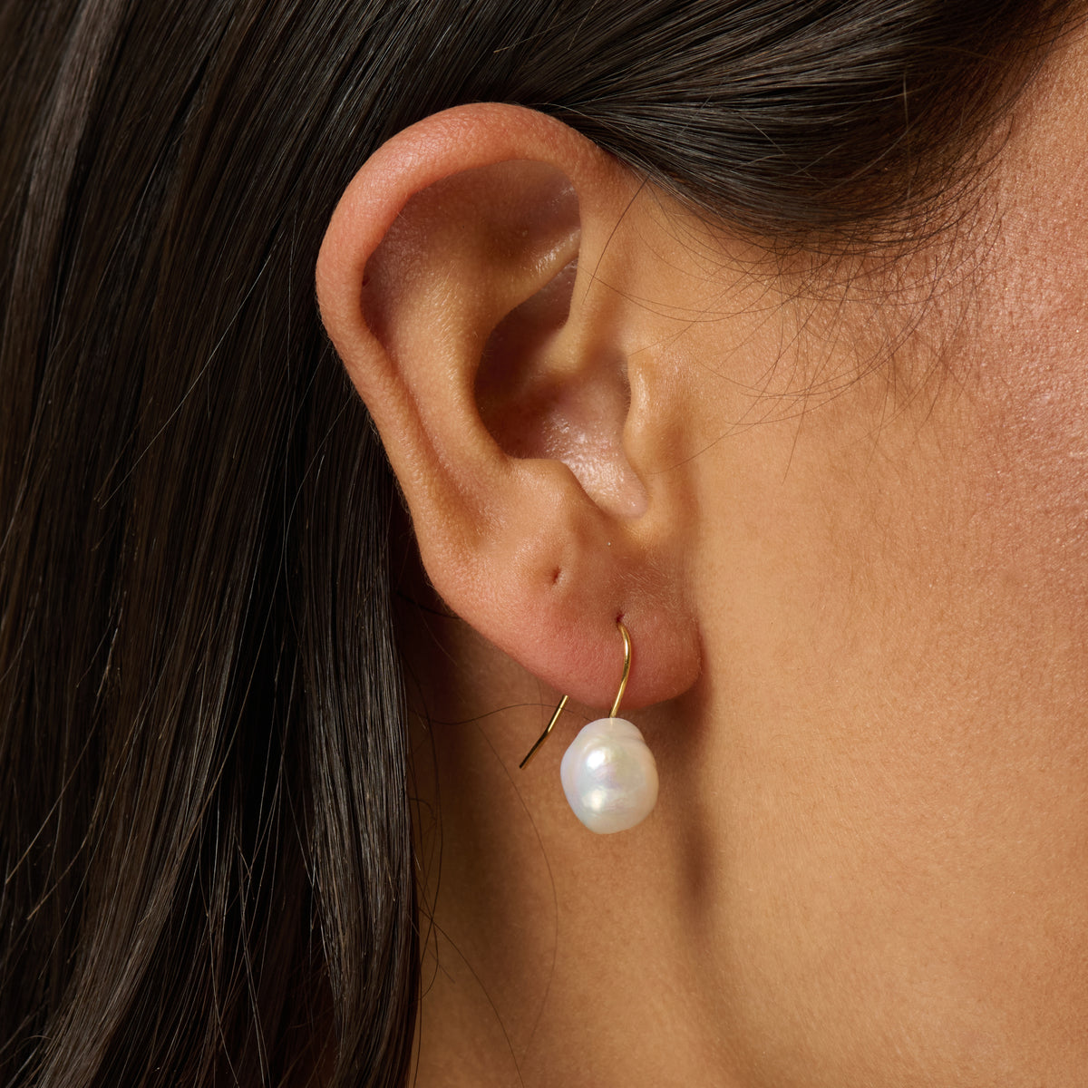 Azure Classic Pearl Earrings