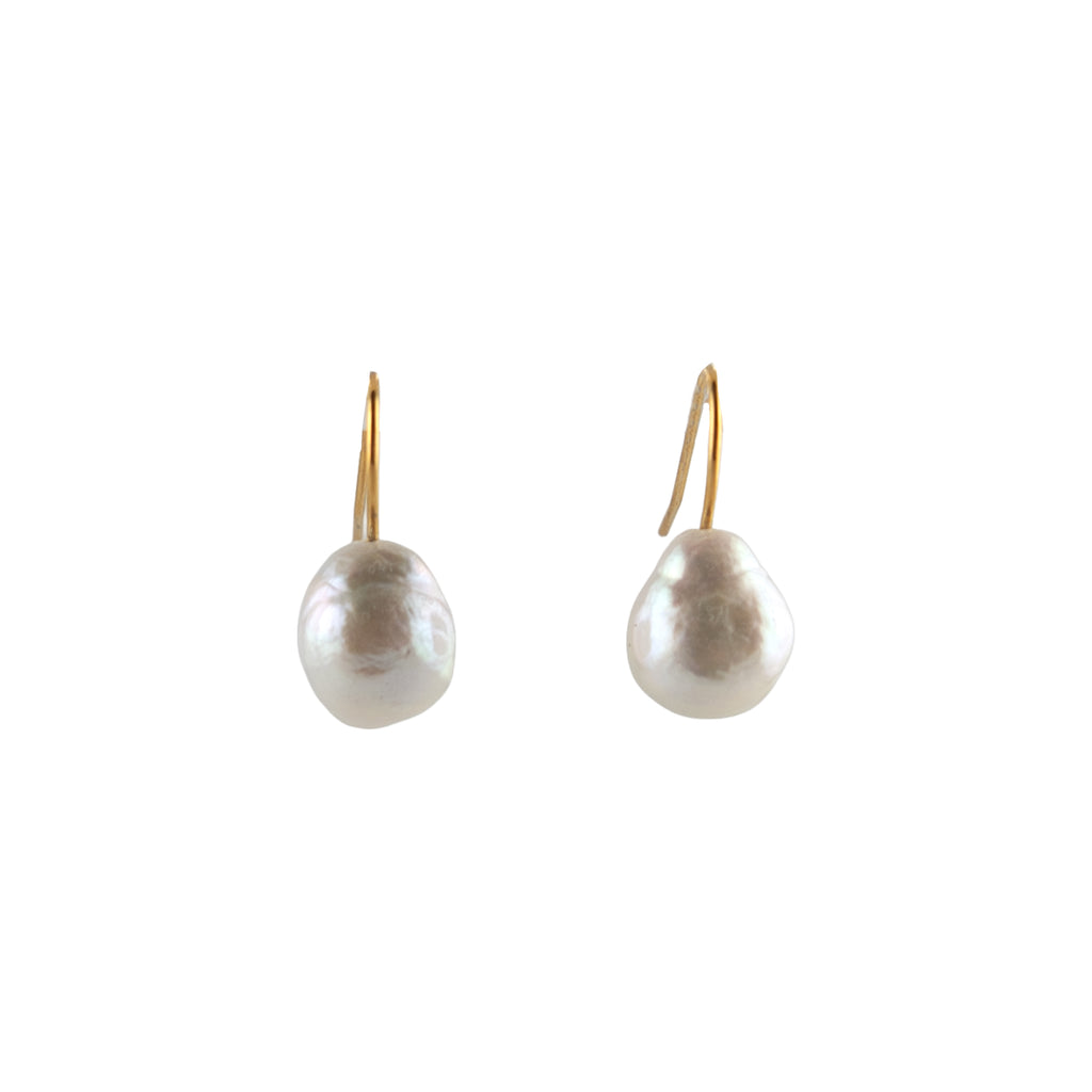 Azure Classic Pearl Earrings