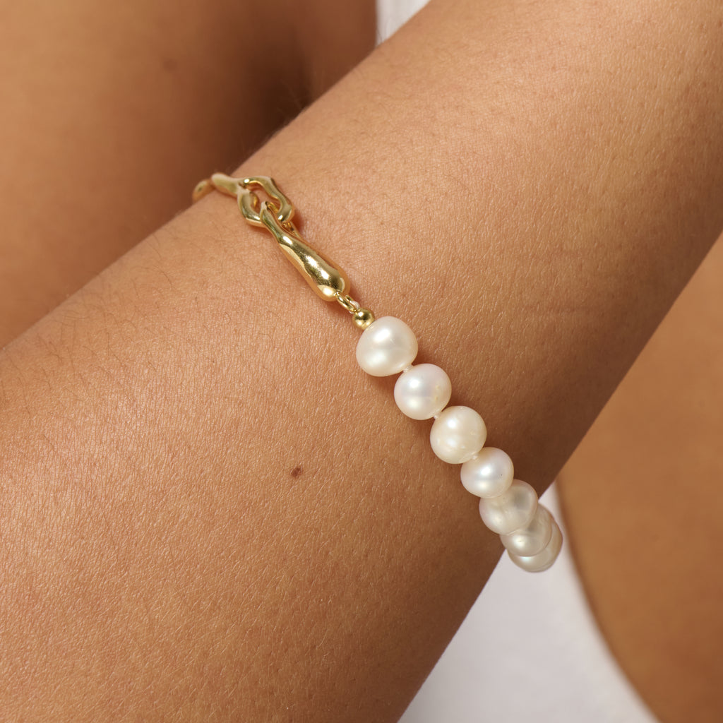 Sea Spray Pearl Bracelet