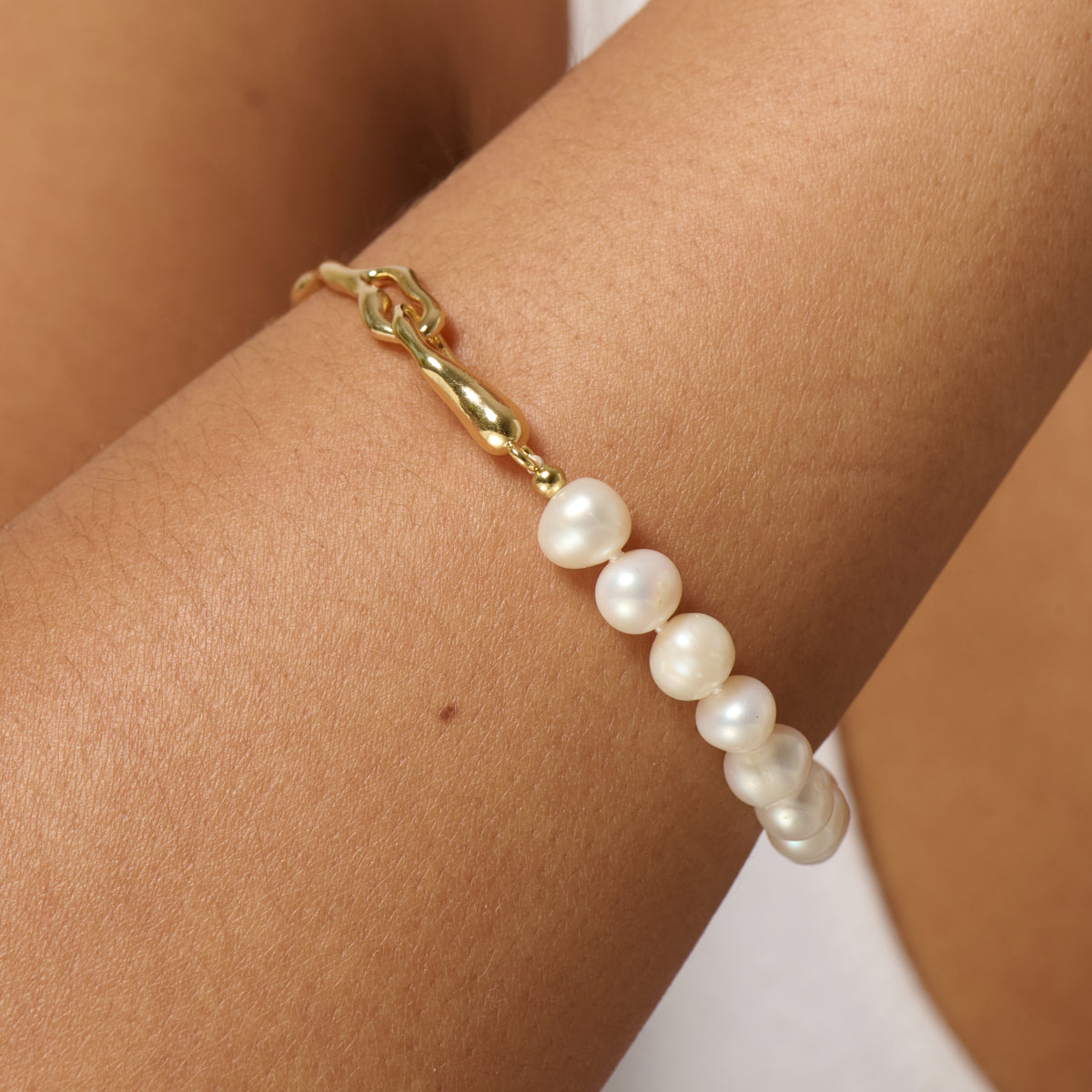 Sea Spray Pearl Bracelet