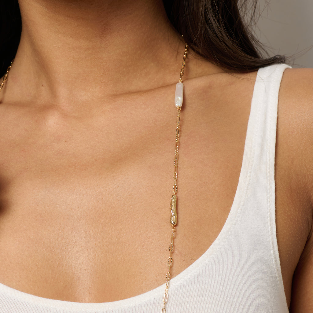 Stargate Stick Pearl Necklace