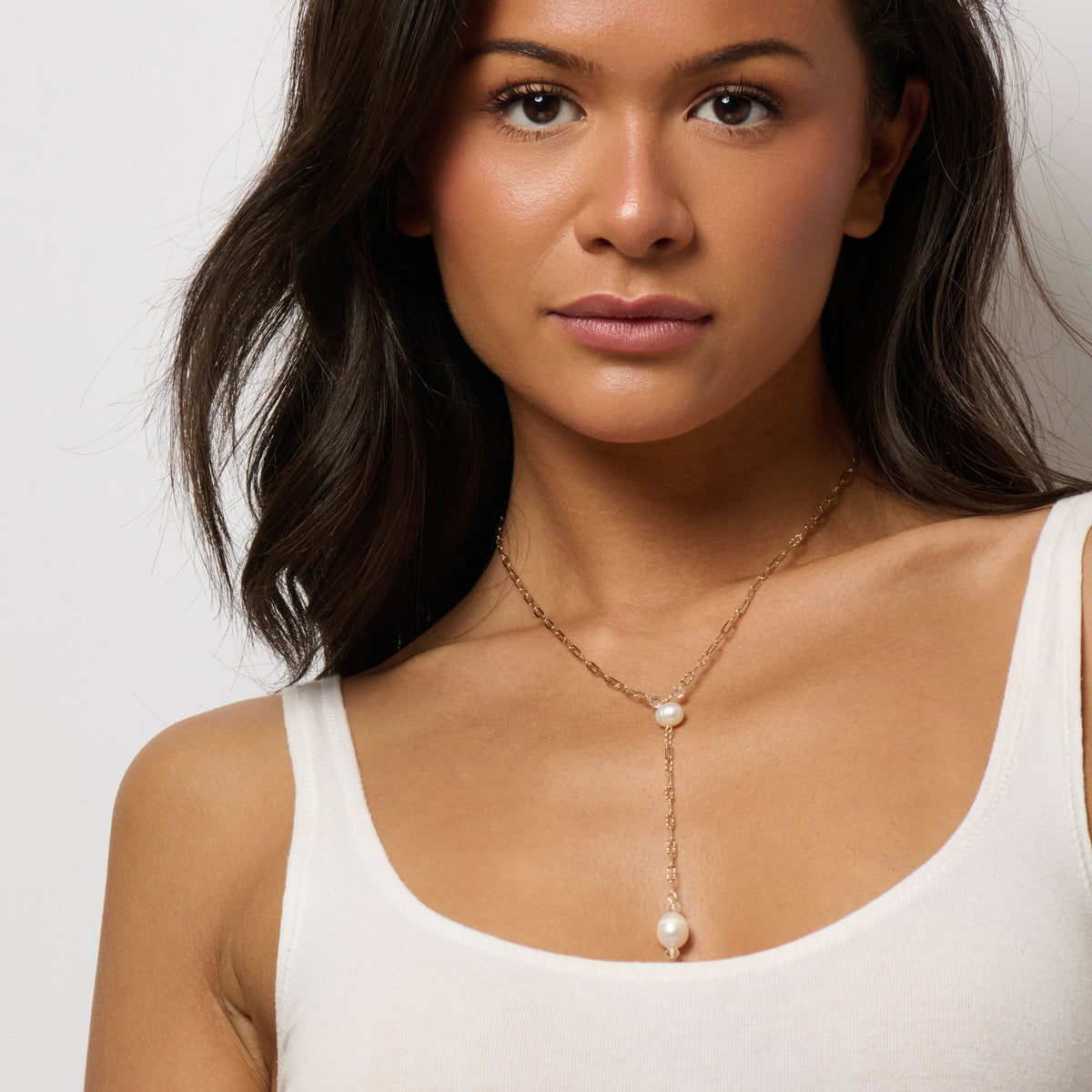 Mariposa Peal Drop Necklace